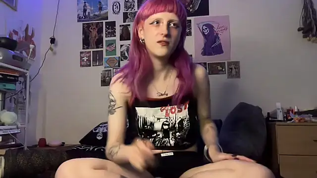 batzy666 online show from June 2026 10:40:02 AM