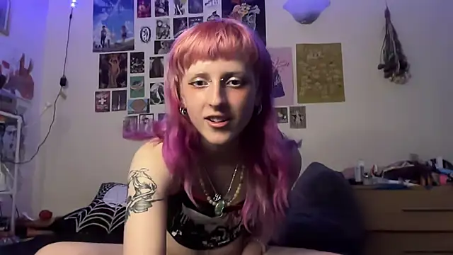 batzy666 online show from June 2026 10:30:02 AM