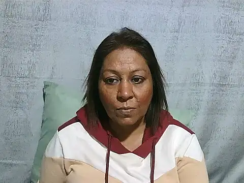 Snapshot of IndianSexyMilf69 chatting on June 2026 05:12:01 AM IndianSexyMilf69 online show from June 2026 05:12:01 AM
