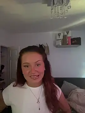 Snapshot of PoisonIvy_x chatting on June 2026 02:12:02 PM PoisonIvy x online show from June 2026 02:12:02 PM