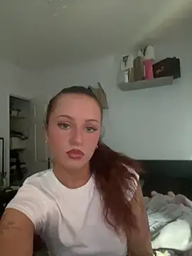 Snapshot of PoisonIvy_x chatting on June 2026 03:01:02 PM PoisonIvy x online show from June 2026 03:01:02 PM