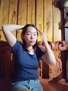Snapshot of -Trinina- chatting on June 2026 12:06:02 PM -Trinina- online show from June 2026 12:06:02 PM