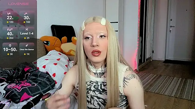 Snapshot of Chloecherry chatting on June 2026 02:11:01 PM Chloecherry online show from June 2026 02:11:01 PM