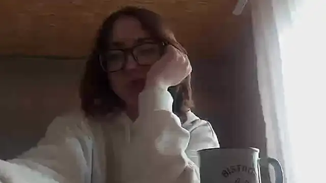 Snapshot of OliviaMoment chatting on June 2026 09:59:01 AM OliviaMoment online show from June 2026 09:59:01 AM