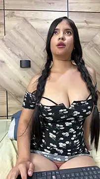 Lara petit online show from June 2026 01:28:02 AM