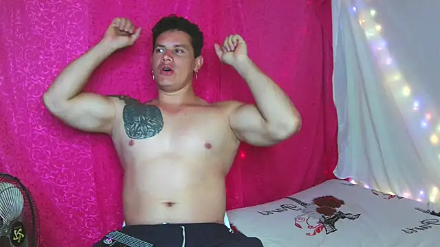 Snapshot of BranSnow_ chatting on June 2026 03:02:01 PM BranSnow online show from June 2026 03:02:01 PM