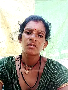 Snapshot of Cut_umang74 chatting on June 2026 01:43:02 AM Cut umang74 online show from June 2026 01:43:02 AM