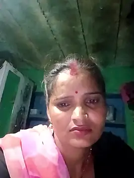 Snapshot of Divya_hot88 chatting on June 2026 02:10:01 PM Divya hot88 online show from June 2026 02:10:01 PM