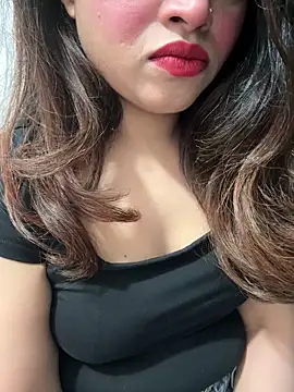 Snapshot of Yours_riya11 chatting on June 2026 01:28:02 AM Yours riya11 online show from June 2026 01:28:02 AM