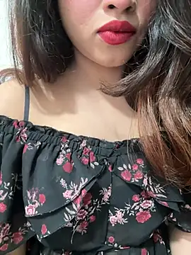 Snapshot of Yours_riya11 chatting on June 2026 07:02:02 PM Yours riya11 online show from June 2026 07:02:02 PM