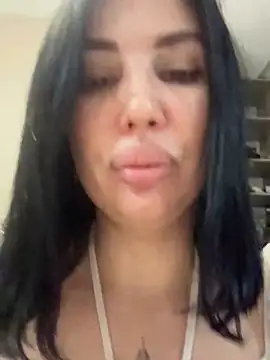 Snapshot of Mariahi chatting on June 2026 08:03:01 PM Mariahi online show from June 2026 08:03:01 PM