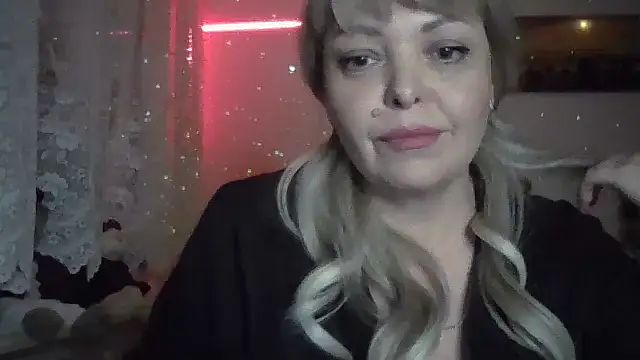 BellaaKiss online show from June 2026 10:05:02 PM
