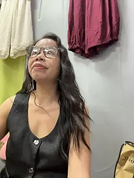Snapshot of honghong_mother chatting on June 2026 12:47:02 PM honghong mother online show from June 2026 12:47:02 PM