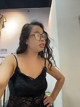 Snapshot of honghong_mother chatting on July 2026 01:30:01 AM honghong mother online show from July 2026 01:30:01 AM