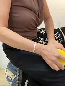 Snapshot of honghong_mother chatting on July 2026 12:55:01 PM honghong mother online show from July 2026 12:55:01 PM