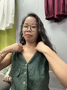 Snapshot of honghong_mother chatting on July 2026 01:31:02 AM honghong mother online show from July 2026 01:31:02 AM