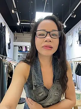 Snapshot of honghong_mother chatting on July 2026 01:19:01 AM honghong mother online show from July 2026 01:19:01 AM