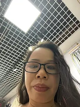Snapshot of honghong_mother chatting on July 2026 02:09:01 PM honghong mother online show from July 2026 02:09:01 PM
