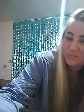 Snapshot of AngelWhite008 chatting on July 2026 09:00:02 PM AngelWhite008 online show from July 2026 09:00:02 PM