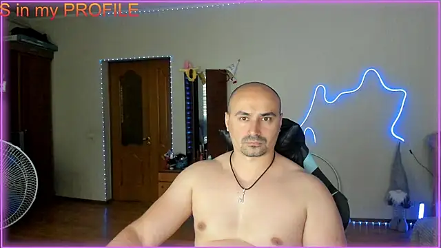 Snapshot of -SexyDaddy- chatting on June 2026 04:12:02 PM -SexyDaddy- online show from June 2026 04:12:02 PM