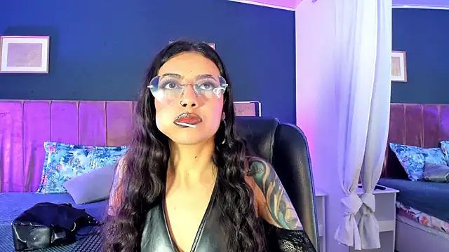 Snapshot of Violeta_muns chatting on July 2026 05:27:01 PM Violeta muns online show from July 2026 05:27:01 PM