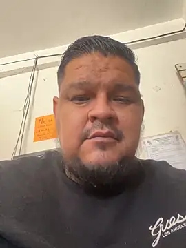 Snapshot of fercho25rv chatting on June 2026 06:11:01 PM fercho25rv online show from June 2026 06:11:01 PM