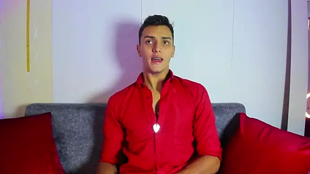 andrewevans46 online show from June 2026 01:43:01 PM