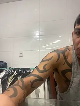 Tatuadomoreno23cm online show from June 2026 12:44:01 AM