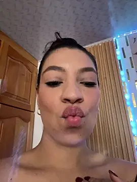 Snapshot of rubyfranco chatting on June 2026 11:05:01 PM rubyfranco online show from June 2026 11:05:01 PM