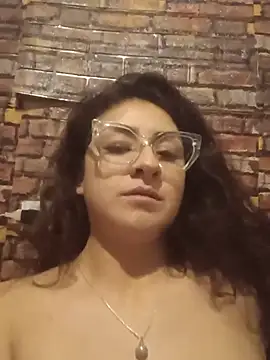 AlondraSa online show from June 2026 12:02:02 AM