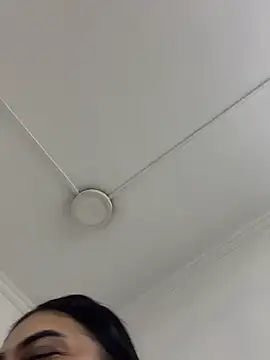 Snapshot of Elek_tra chatting on June 2026 02:34:02 AM Elek tra online show from June 2026 02:34:02 AM