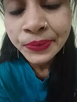 Snapshot of Naughty_Kiara_ chatting on May 2026 04:20:01 AM Naughty Kiara online show from May 2026 04:20:01 AM