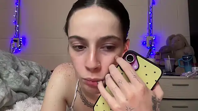 Faithluvv05 online show from June 2026 03:15:02 AM