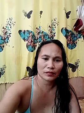 Queenslay online show from June 2026 01:52:02 AM