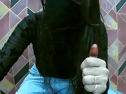Snapshot of Hot-Roshni chatting on June 2026 06:10:01 PM Hot-Roshni online show from June 2026 06:10:01 PM