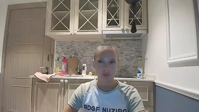 Linnea analochka online show from June 2026 12:54:02 PM
