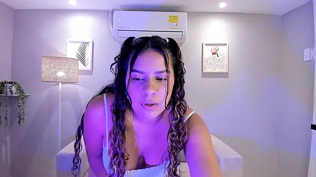 Mavi saenz online show from June 2026 08:03:01 PM