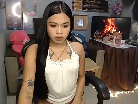 Salomesalvi online show from June 2026 04:57:01 AM