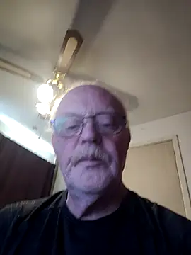Snapshot of MrRope chatting on June 2026 03:18:01 PM MrRope online show from June 2026 03:18:01 PM