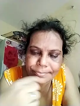 Snapshot of chatterjeesayani567 chatting on June 2026 07:03:01 AM chatterjeesayani567 online show from June 2026 07:03:01 AM