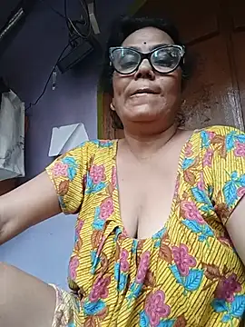 chatterjeesayani567 online show from July 2026 11:05:01 AM