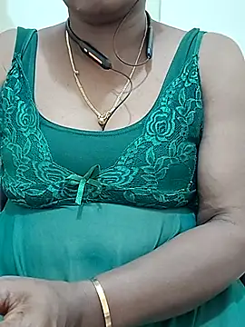 Snapshot of Jaanu_Kannada_Telgu chatting on July 2026 05:43:02 PM Jaanu Kannada Telgu online show from July 2026 05:43:02 PM