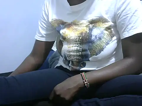 Snapshot of saxy_gal chatting on June 2026 03:28:02 PM saxy gal online show from June 2026 03:28:02 PM