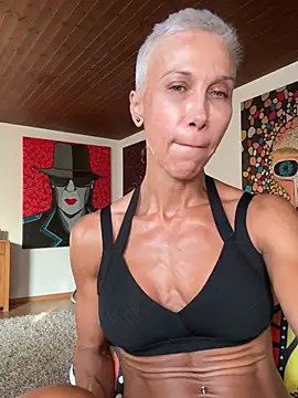 GymQueenCarmen online show from July 2026 05:11:01 AM
