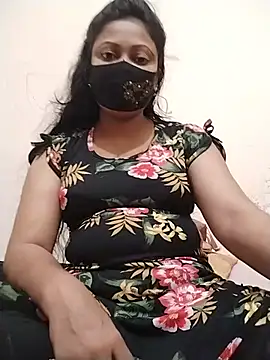 Snapshot of Uma_2 chatting on June 2026 07:22:01 AM Uma 2 online show from June 2026 07:22:01 AM