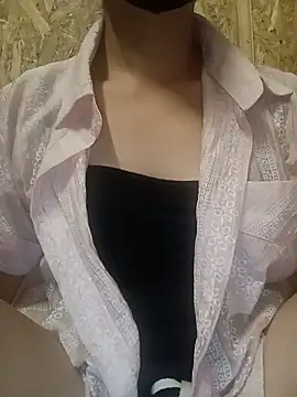 assurl-love online show from June 2026 05:17:01 PM