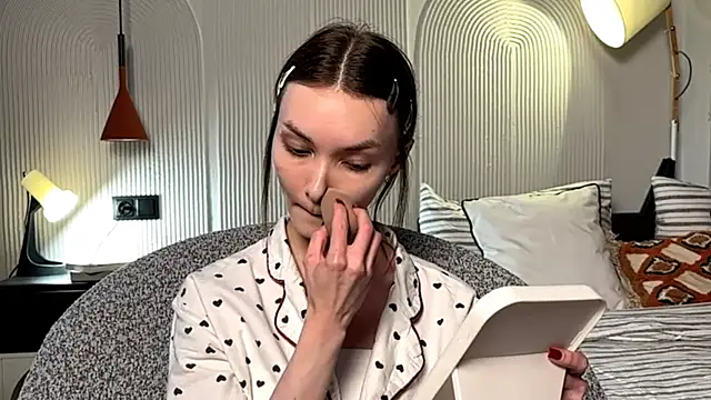 Snapshot of MirthaBaroni chatting on June 2026 05:24:02 PM MirthaBaroni online show from June 2026 05:24:02 PM