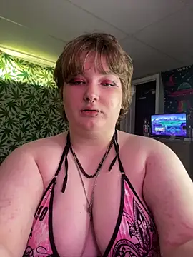 Snapshot of MollyStonez4200 chatting on June 2026 10:15:01 PM MollyStonez4200 online show from June 2026 10:15:01 PM