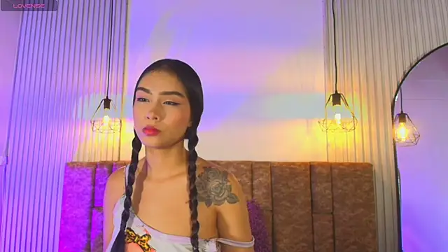 KENNIA SWEETIEE online show from June 2026 11:33:01 AM