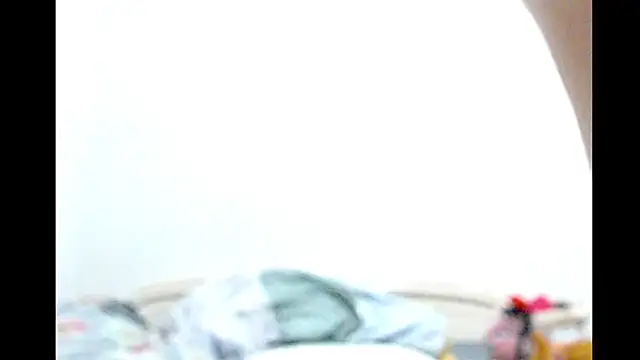Snapshot of Raishellmuah chatting on June 2026 01:39:02 PM Raishellmuah online show from June 2026 01:39:02 PM
